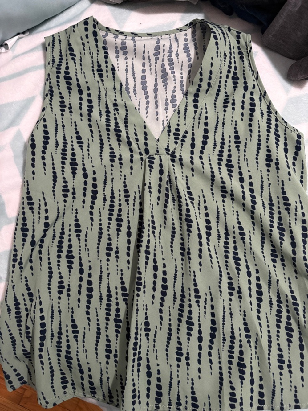 SHEIN Green and Navy Patterned V-Neck Tank Top